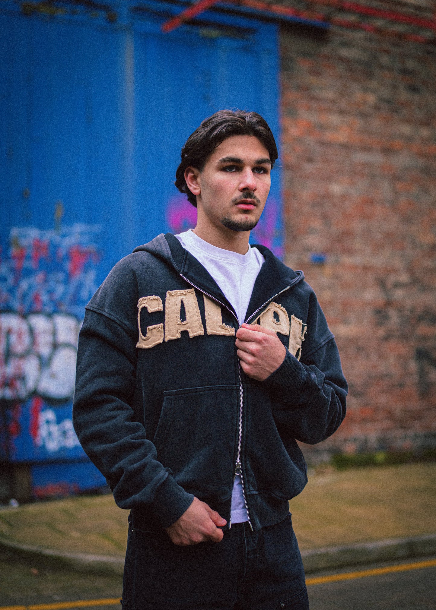 WASHED GREY ZIP UP HOODIE